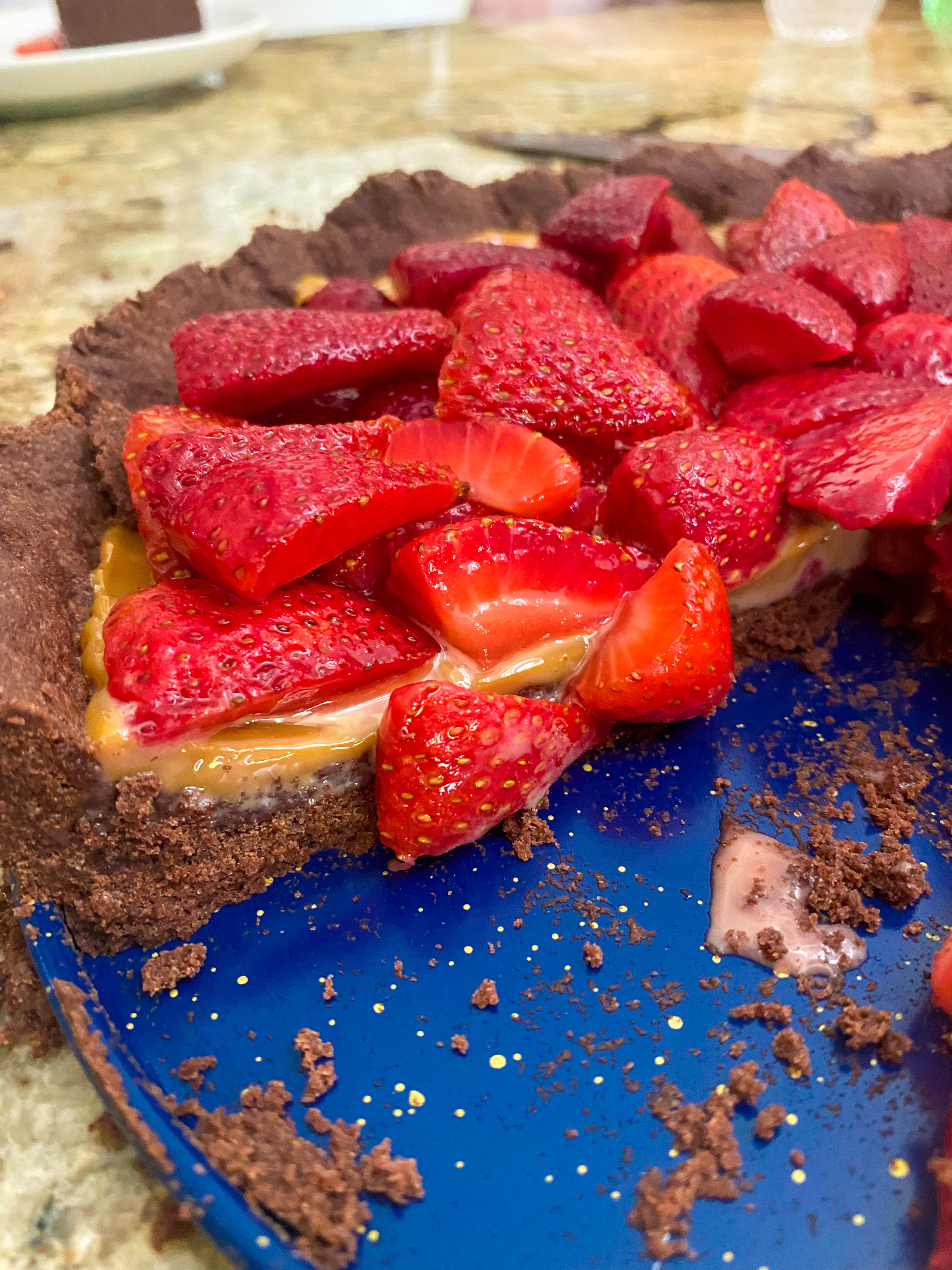 Strawberry Chocolate Tart with Dulce de Leche Filling 3 This show-stopping dessert is incredibly easy to put together, but it will look like you put in a lot of effort. Its absolutely delicious, celebrating strawberry season with a chocolatey, caramel twist. You have to try it.