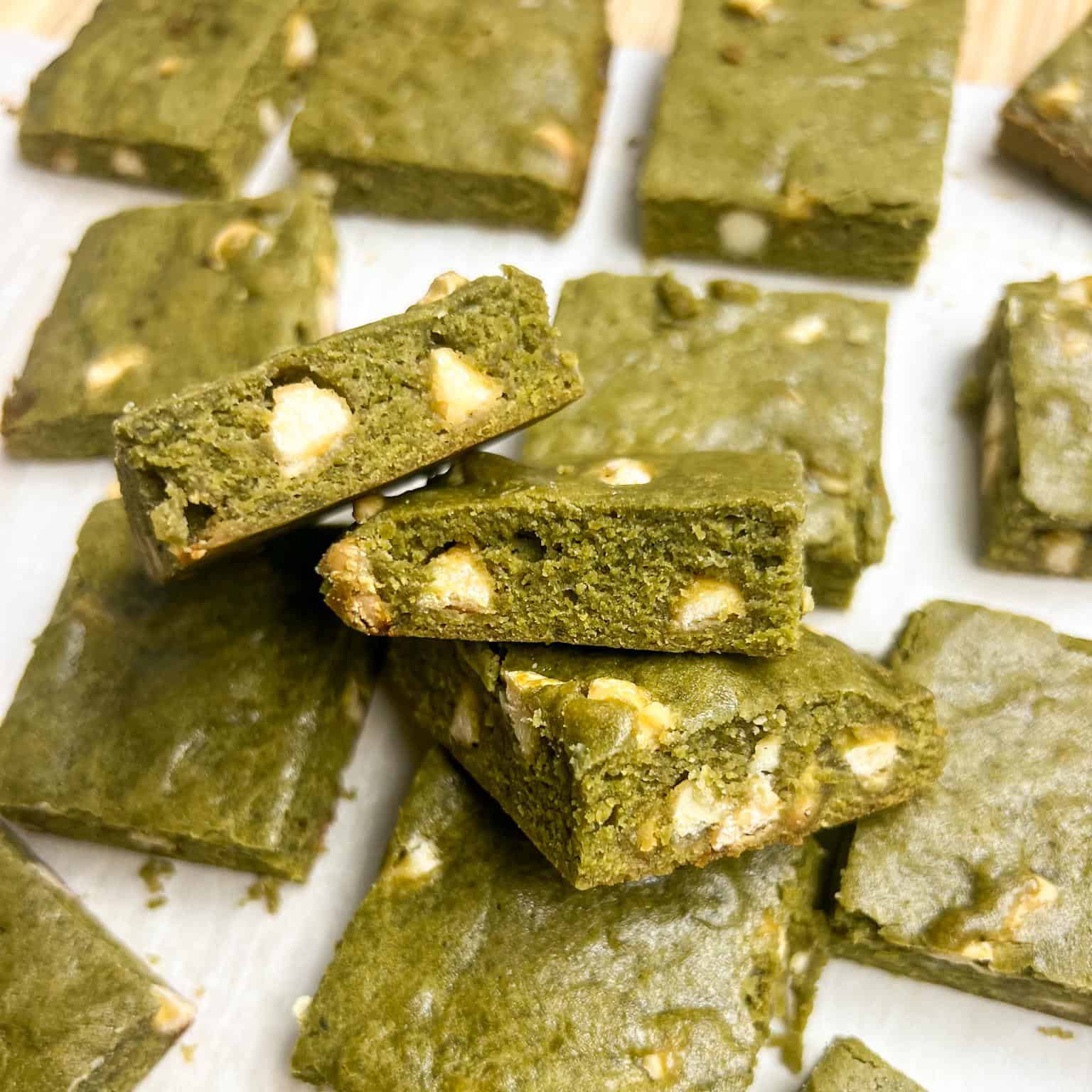 matcha honey blondies