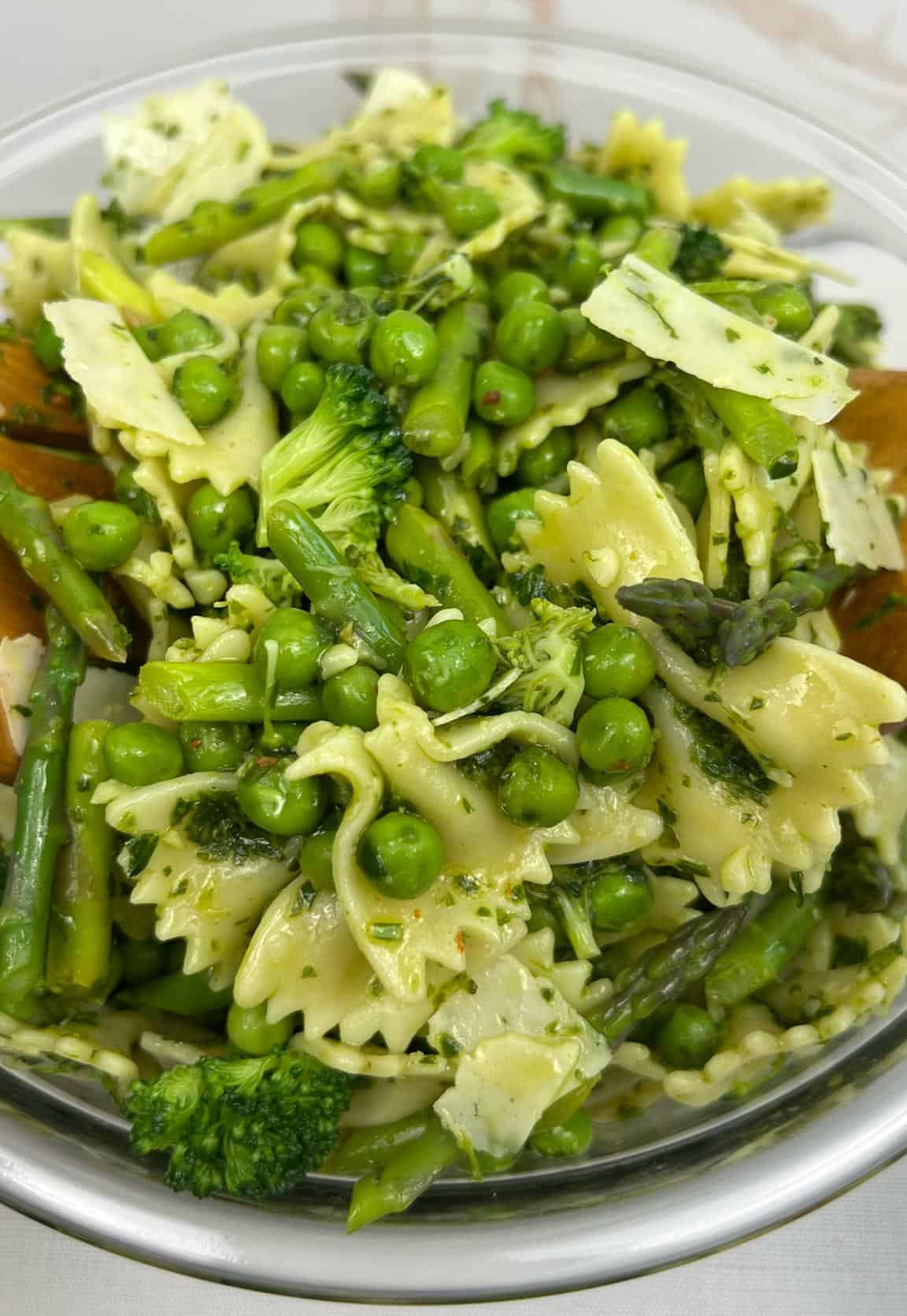 Green Goddess Pasta Salad 7 broccoli peas asparagus