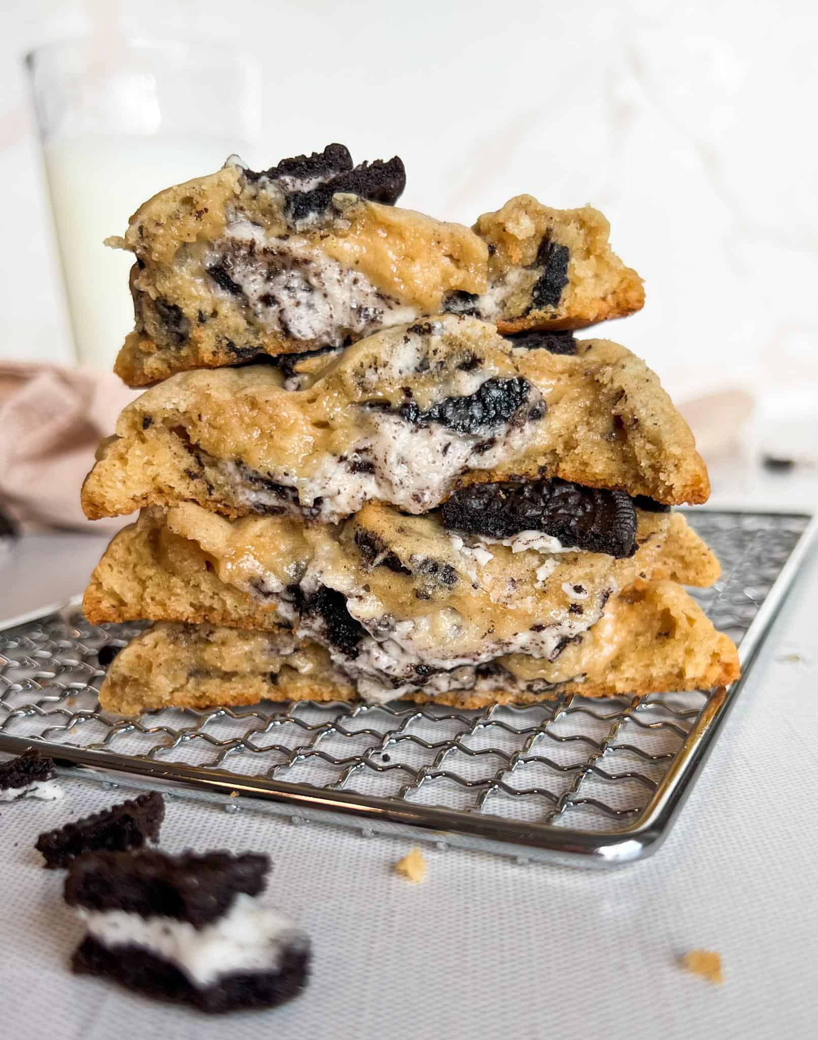 Oreo Cheesecake Cookies (Stuffed!) 12 Gooey, Delicious, and Easy Oreo Cheesecake Stuffed Cookies