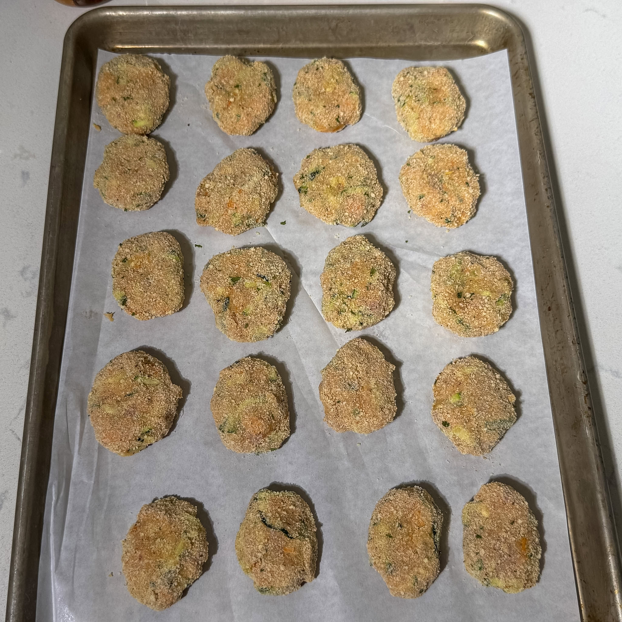 Healthy Chicken Nuggets with Veggies 9 5 nuggets on tray